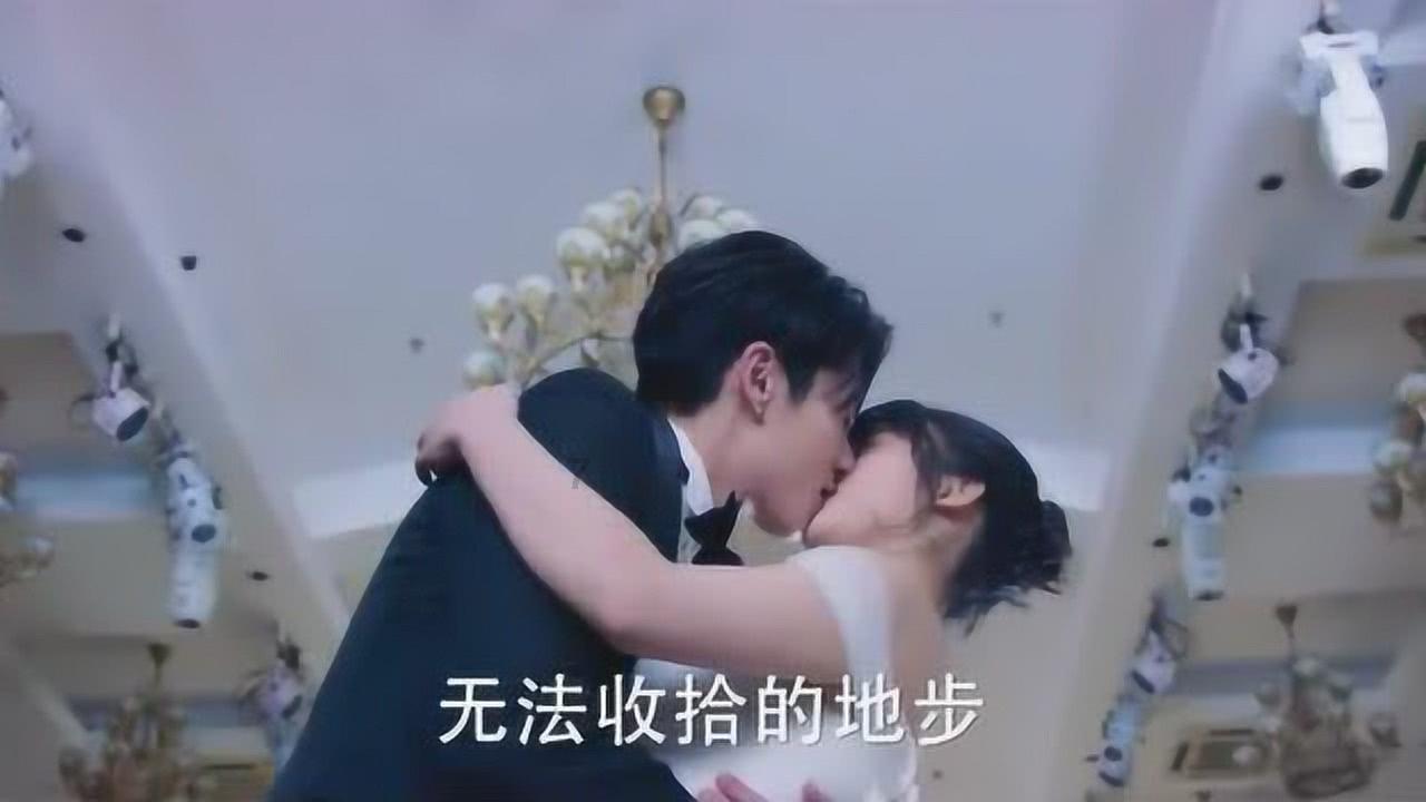 努力向上的铁球